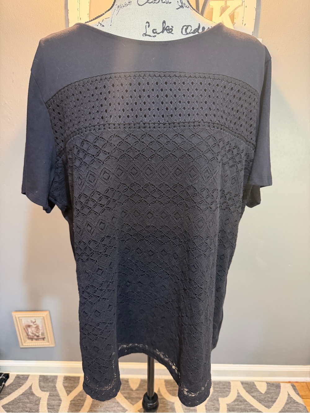 CROFT & BARROW BLACK SHORT SLEECE LACE PANEL TOP SZ 2X